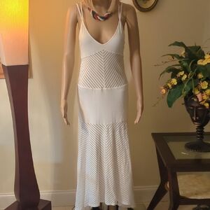 Elegant White Maxi Dress